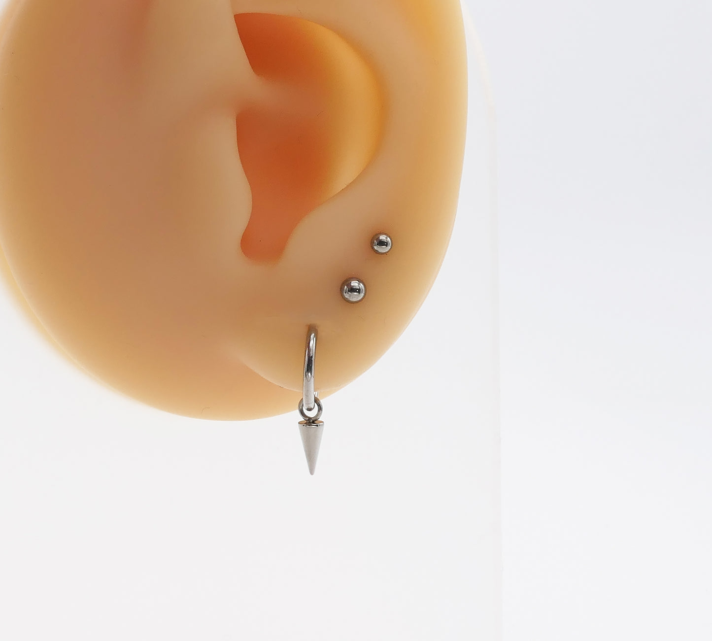 Titanium Cone Charm for Clicker Rings – Lobe Piercing Accessory