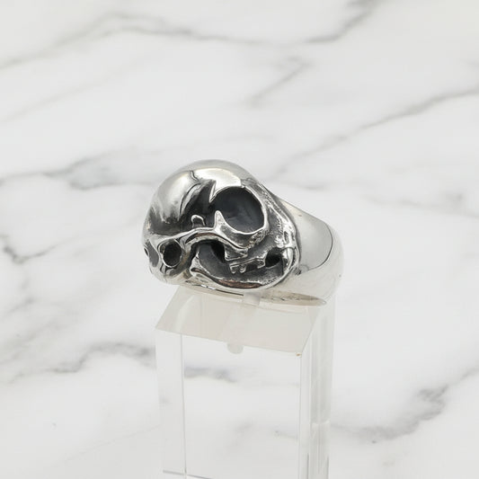 Silver cat skull ring with on a white background