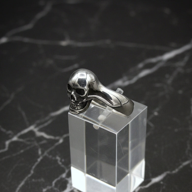 Small sterling silver skull ring
