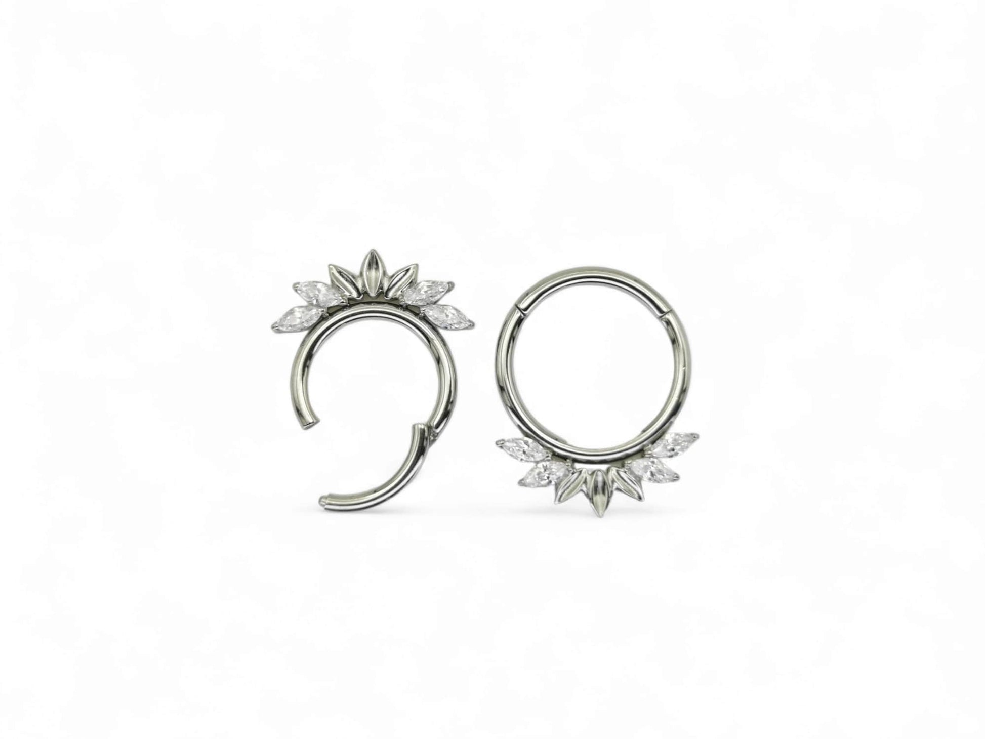 Titanium fan clicker set with marquise