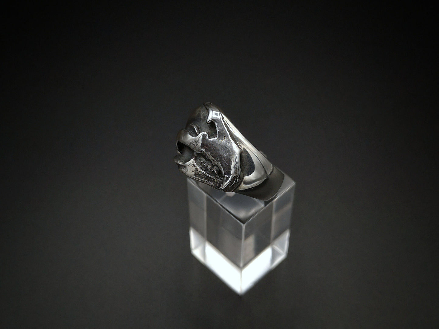 Sterling silver bear skull ring