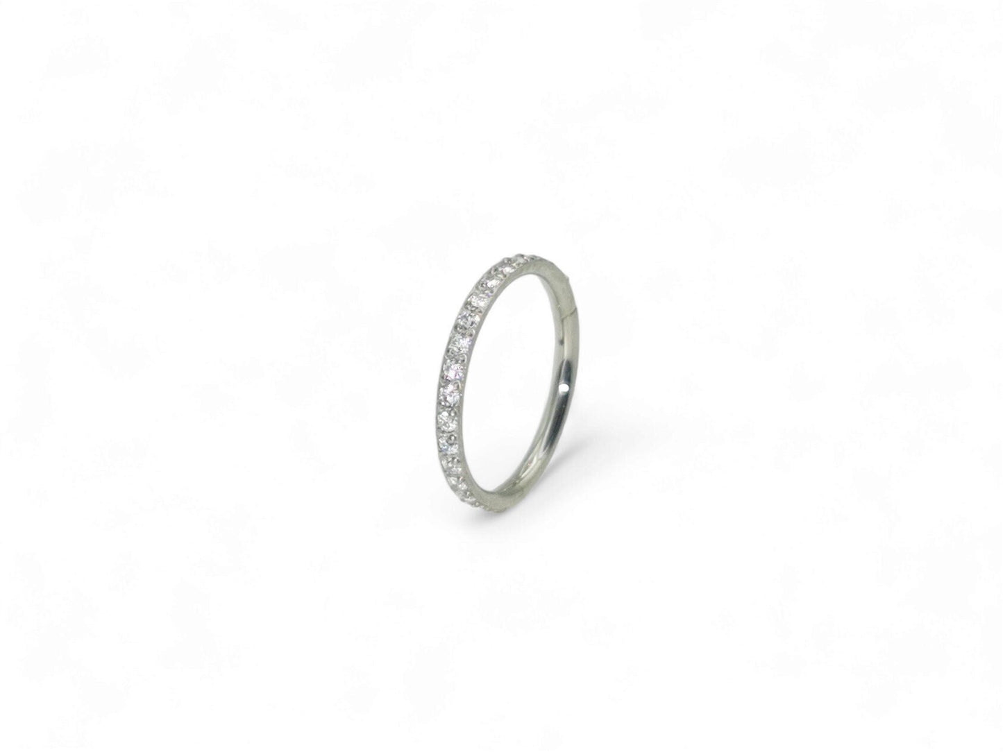 Titanium jewelled clicker ring, 1.2mm/16g piercings, 6mm-12mm diameter