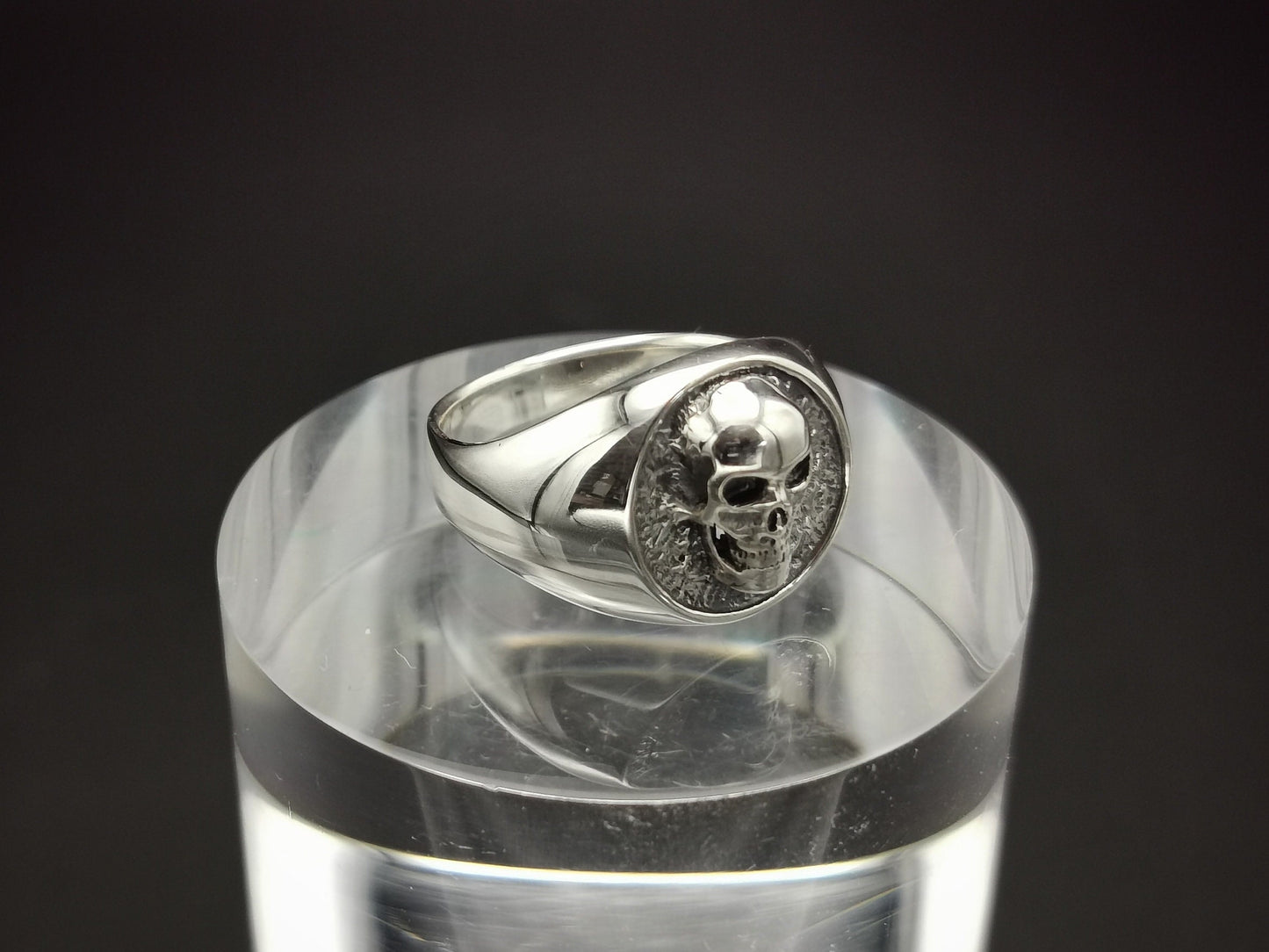 Sterling silver skull signet ring