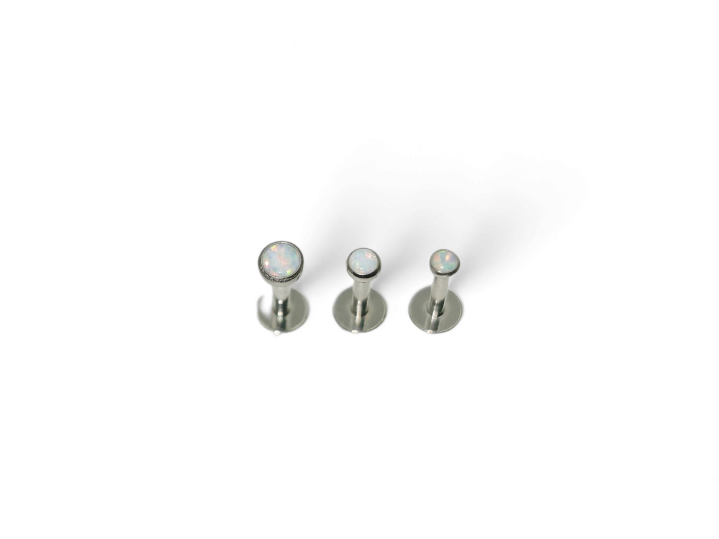 Titanium threadless jewelled stud 1.2mm/16g, 6mm-9mm length